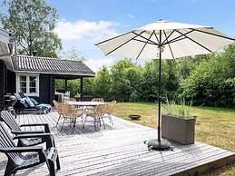 5 Star Holiday Home in Saeby