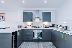 Charles House by Guestz