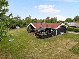 5 Star Holiday Home in Graested