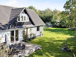 5 Star Holiday Home in Oro