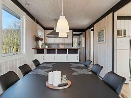 5 Star Holiday Home in Ronne