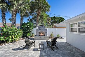Private Beach Access Sauna Outdoor Fireplace