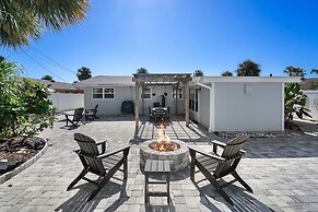 Private Beach Access Sauna Outdoor Fireplace