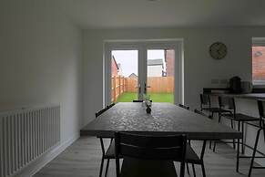 The Haven Modern 4-bed Home With Garden
