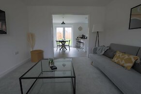 The Haven Modern 4-bed Home With Garden
