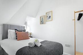 Cardiff City Base Modern 2-bed Apartment