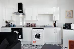The Cardiff Comfort 2-bed Apartment