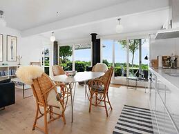 5 Star Holiday Home in Allingabro