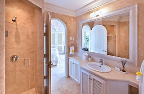 Sugar Hill - Half Century House 6 Bedroom Villa