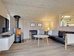 5 Star Holiday Home in Saeby