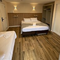 La Roza Hotel and Grill Restaurant