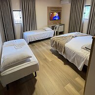 La Roza Hotel and Grill Restaurant