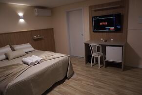 La Roza Hotel and Grill Restaurant