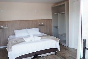 La Roza Hotel and Grill Restaurant