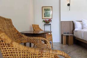 Kalamari Luxury Beach Front Villa