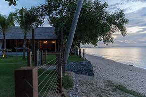 Kalamari Luxury Beach Front Villa