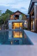 Kalamari Luxury Beach Front Villa