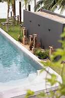 Kalamari Luxury Beach Front Villa