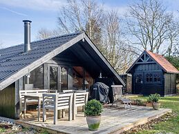 5 Star Holiday Home in Rodby