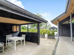 5 Star Holiday Home in Sunds