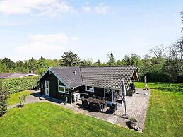 5 Star Holiday Home in Tikob