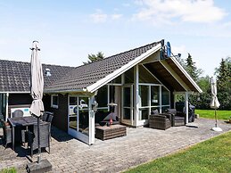 5 Star Holiday Home in Tikob