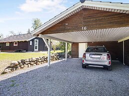 5 Star Holiday Home in Tikob