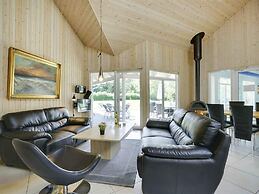 5 Star Holiday Home in Rodby