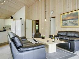 5 Star Holiday Home in Rodby