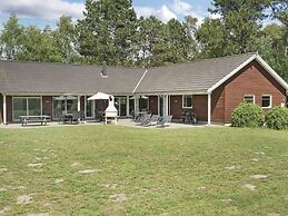 5 Star Holiday Home in Rodby