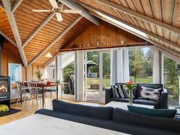 5 Star Holiday Home in Vaeggerlose