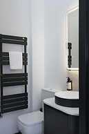 Sixty Aparthotelstudio, Central Cardiff + Parking