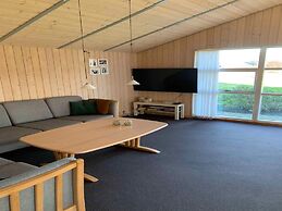 5 Star Holiday Home in Frorup