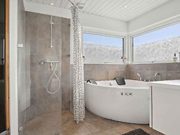 5 Star Holiday Home in Sydals