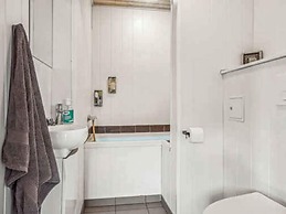 5 Star Holiday Home in Veslos
