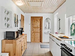 5 Star Holiday Home in Veslos