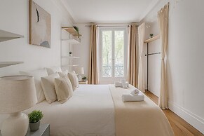 Spacieux appartement  a Montmartre