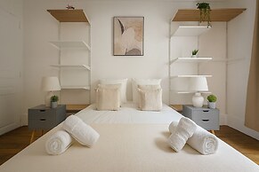 Spacieux appartement  a Montmartre