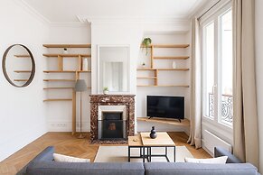 Spacieux appartement  a Montmartre