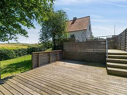5 Star Holiday Home in Ronne