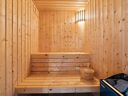 5 Star Holiday Home in Farvang