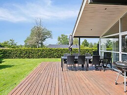 5 Star Holiday Home in Farvang
