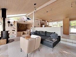 5 Star Holiday Home in Tikob