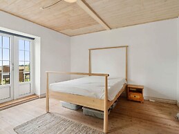 5 Star Holiday Home in Ronne