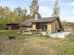 5 Star Holiday Home in Rodby