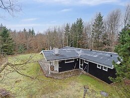 5 Star Holiday Home in Roslev