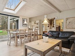 5 Star Holiday Home in Roslev