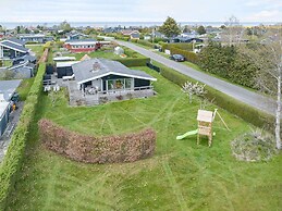 5 Star Holiday Home in Bogense