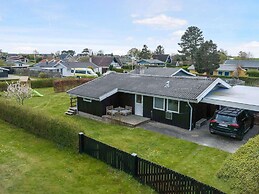 5 Star Holiday Home in Bogense