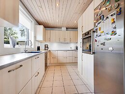 5 Star Holiday Home in Aars